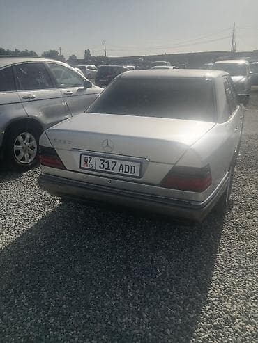 срочно пассат: Volkswagen Passat: 1993 г., 2.2 л, Автомат, Бензин, Универсал — 1