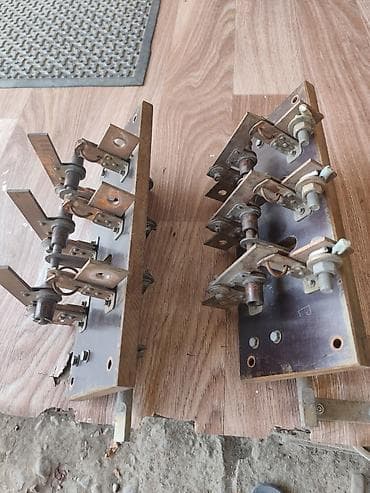 Рубильники/пакетные переключатели на 3 фазы (ручной привод) -