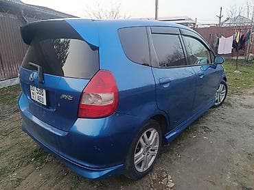 сиденя хонда фит: Honda Fit: 2003 г., Автомат, Бензин, Хэтчбэк — 3