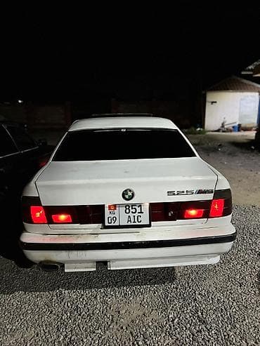 буд е5: BMW 5 series: 1991 г., 2.5 л, Механика, Бензин, Седан — 4
