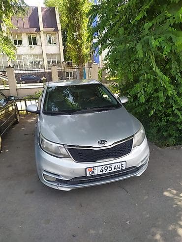 Kia Rio: 2015 г., 1.4 л, Механика, Бензин, Седан