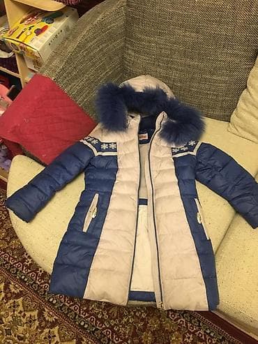Жаш кыздардын көйнөктөрү: Куртка зимняя девочковая на 8 лет. Очень тёплая. Почти новая — 1