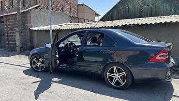 еврейский авто: Mercedes-Benz C-Class: 2001 г., 2 л, Механика, Бензин, Седан — 1
