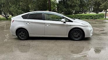 ио пинин: Toyota Prius: 2012 г., 1.8 л, Автомат, Гибрид, Лифтбек — 5