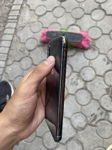 айыон 10: IPhone X, 5.8" - Экран OLED с True Tone, Always‑On виджетами и — 3