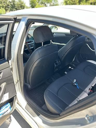 Продажа авто: Hyundai Sonata: 2019 г., 2 л, Автомат, Газ, Седан — 5