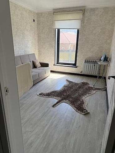 Дома: 150 м², 4 комнаты — 7