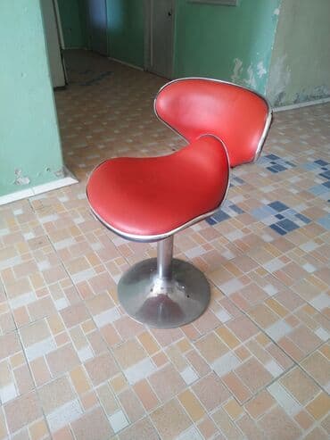 меняю или продаю: Пластиковый стул — 4