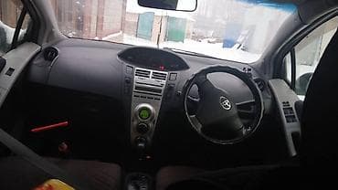 тоёта витс: Toyota Vitz: 2006 г., 1.3 л, Автомат, Хэтчбэк — 1