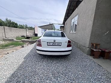 Volkswagen Passat: 2001 г., 1.8 л, Типтроник, Бензин, Седан