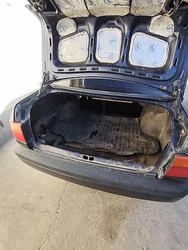 ауди а6 с4 1: Volkswagen Vento: 1992 г., 1.8 л, Кол менен иштөөчү, Бензин, Седан — 7