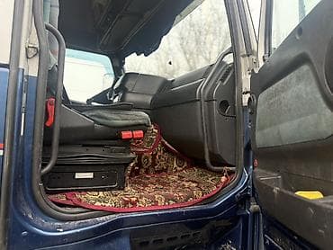 донголок фура: Тягач, Volvo, 1999 г. — 7