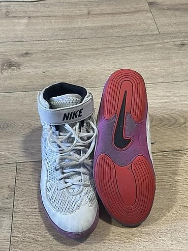обувь для борьбы: Мужские кроссовки, 38, Nike, Б/у, цвет - Белый — 1