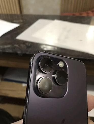 про 14: IPhone 14 Pro, Б/у, 128 ГБ, Deep Purple, Чехол, 78 % — 3