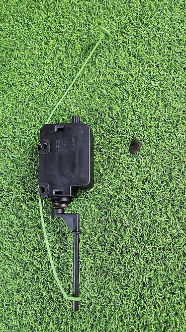 х5: Замок багажника BMW 2004 г., Б/у, Оригинал, Германия — 3