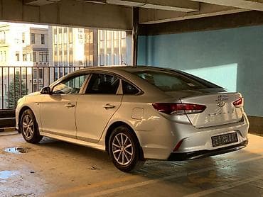 Hyundai Sonata: 2019 г., 2 л, Автомат, Газ, Седан