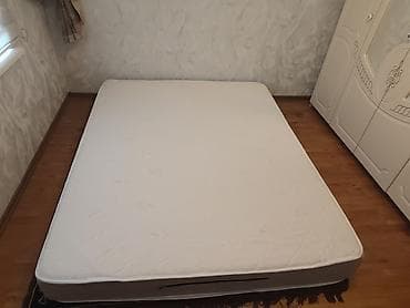 Дом и сад: Матрас двуспальный 160×200 см - Б/у, чистый, без пятен и повреждений — 1