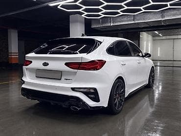 Продажа авто: Kia K3: 2018 г., 1.6 л, Робот, Бензин, Лифтбек — 1