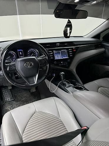Toyota Camry: 2019 г., 2.5 л, Автомат, Бензин, Седан — 10