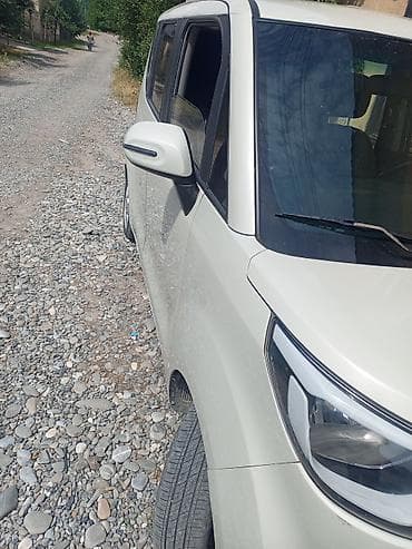 хундай аванте 1: Kia Ray: 2018 г., Автомат, Вэн/Минивэн — 1