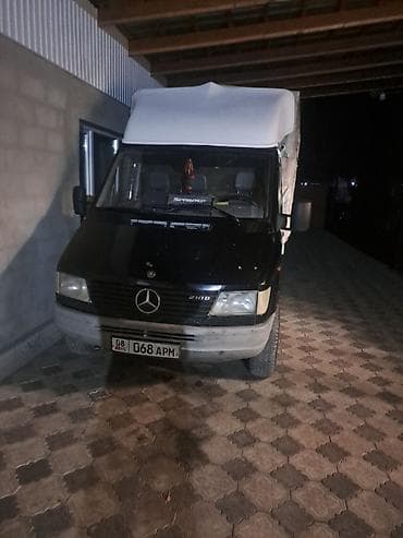 модульный дома: Mercedes-Benz Sprinter 210D, тентованный бортовой фургон. - Кузов — 2