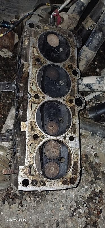 кузов на гольф 2: Бензиновый мотор Volkswagen 1.8 л, Б/у, Оригинал, Германия — 1