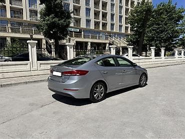 одиссей битый: Hyundai Elantra: 2016 г., 2 л, Автомат, Бензин, Седан — 2