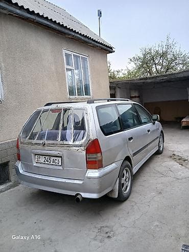 sudaru forester: Mitsubishi Chariot: 1998 г., Универсал — 1