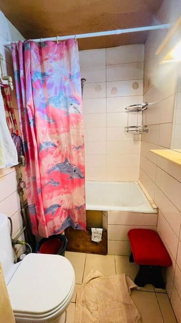 купить квартиру в токмаке без посредников: 2 комнаты, 40 м², Сталинка, 1 этаж, Старый ремонт — 3