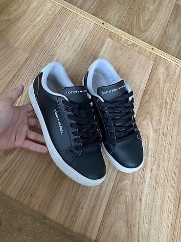 nike react: Срочно продаю мужские полуклассические Кеды Tommy Hilfiger Black ✅ — 10
