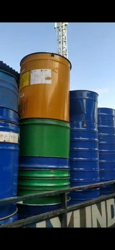 продаю вагончик: Металлические бочки 200 л (≈55 gal) - Тип: стандартные стальные — 1