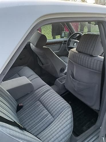 124 e500: Mercedes-Benz W124: 1990 г., 2 л, Ручные, Бензин, Седан — 7