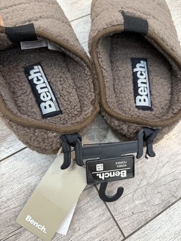 женские слипоны больших размеров: Тапочки Bench уни (и для мужчин и для женщин подойдут) Размер не — 2