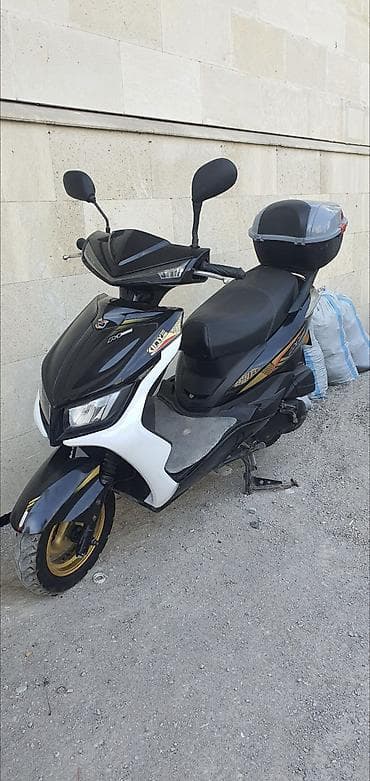 Скутеры: Скутер Kymco (линейка KPipe/Like — наклейка «KLINE») с задним кофром — 1