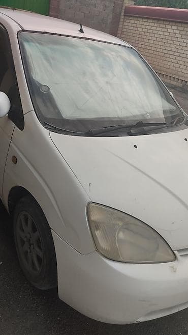 Продажа авто: Toyota Prius: 2000 г., Вариатор, Гибрид, Седан — 3