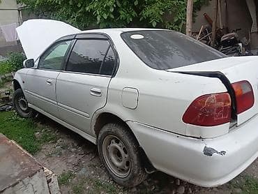 255 55 18: Honda Civic: 2000 г., 1.5 л, Автомат, Бензин, Седан — 1
