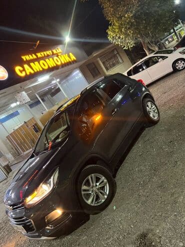 Chevrolet Tracker: 2017 г., 1.4 л, Автомат, Бензин, Кроссовер