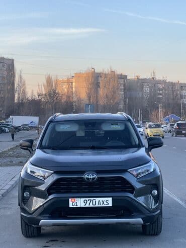 Toyota RAV4: 2021 г., 2.5 л, Автомат, Бензин, Кроссовер