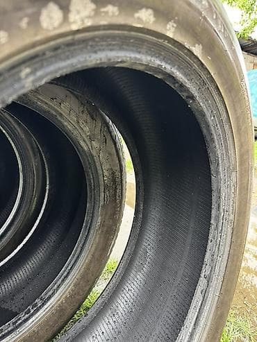 шагыл сокулук: Шиналар 285 / 50 / R 20, Жай, Колдонулган, Комплект, Жол тандабастар (АТ/МТ), Жапония, Bridgestone — 7