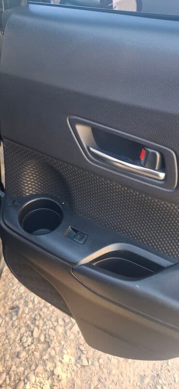 машина в рассрочку бишкек без первоначального взноса: Toyota C-HR: 2020 г., 2 л, Вариатор, Бензин, Кроссовер — 16