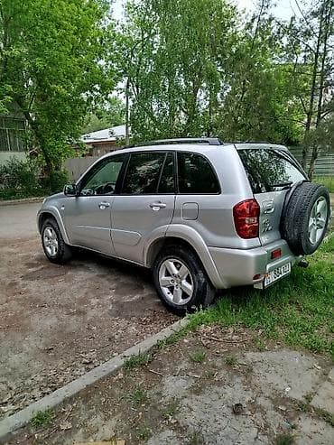 rav4: Toyota RAV4: 2005 г., 2 л, Автомат, Бензин, Кроссовер — 4
