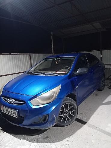 Транспорт: Hyundai Accent: 2011 г., Механика, Бензин, Седан — 2