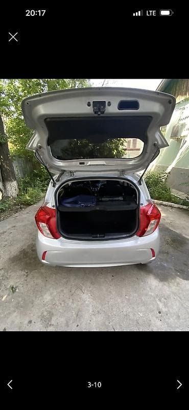 2017: Chevrolet Spark: 2017 г., 1 л, Бензин, Хэтчбэк — 3