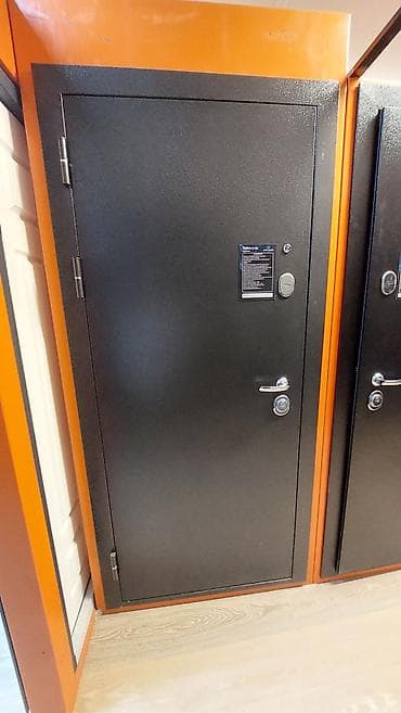 сувит: Двери для домов и квартир, Металлическая, Одностворчатая, цвет - Серый — 1