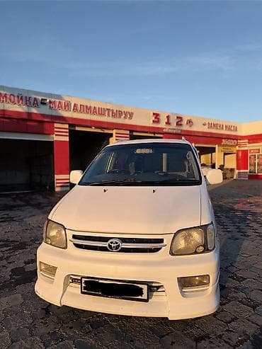 lexus rx 300 2002: Toyota Noah: 2000 г., 2 л, Автомат, Бензин, Минивэн — 2