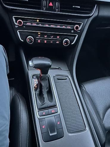 тонир: Kia Optima: 2018 г., Автомат, Газ, Седан — 7