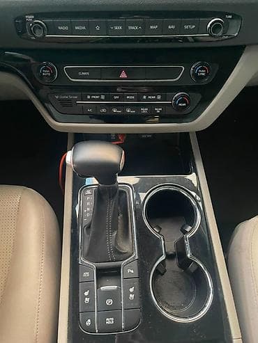 2019: Kia Carnival: 2019 г., 2.2 л, Автомат, Дизель, Минивэн — 7