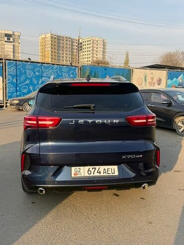 дорожный каток: Продается срочно надёжная машина Jetour x70 — 3