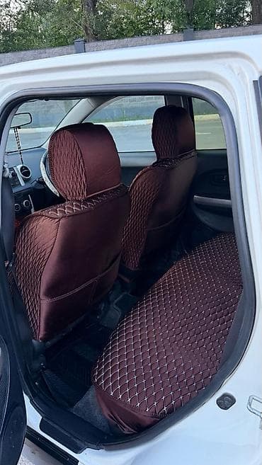 id 4: Toyota Ist: 2003 г., 1.3 л, Автомат, Бензин, Хэтчбэк — 9