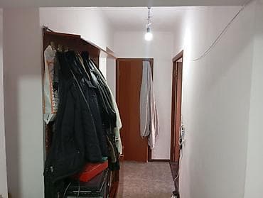 швейная машинка ручная: 2 комнаты, 56 м², Индивидуалка, 2 этаж, Старый ремонт — 2